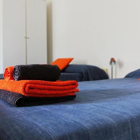 B&B Marge Oltrona di San Mamette ภายนอก รูปภาพ