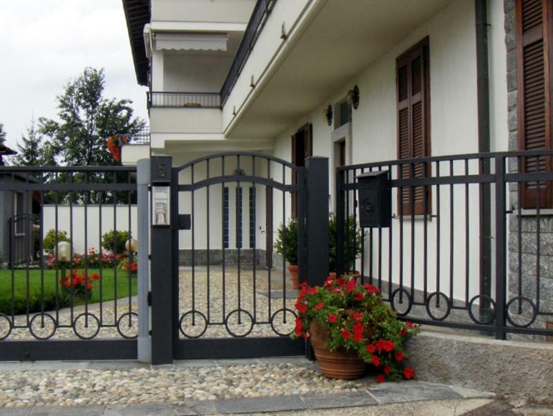B&B Marge Oltrona di San Mamette ภายนอก รูปภาพ