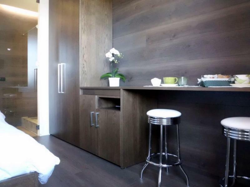 B&B Marge Oltrona di San Mamette ภายนอก รูปภาพ